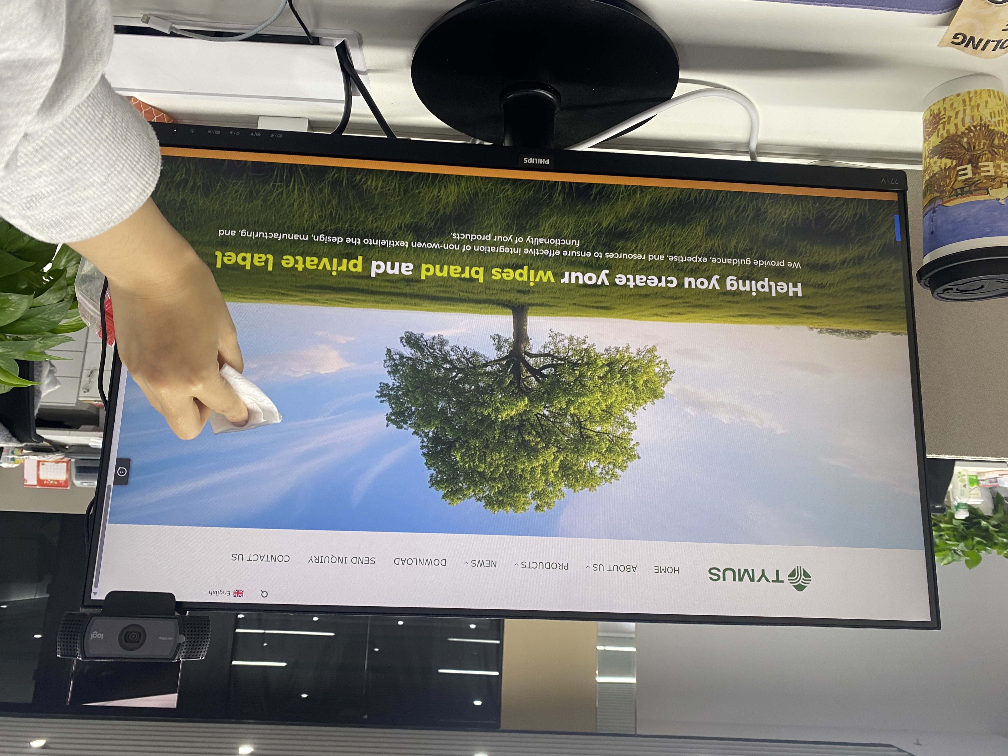 Wet Wipes Mini: small office details make a big difference to employees